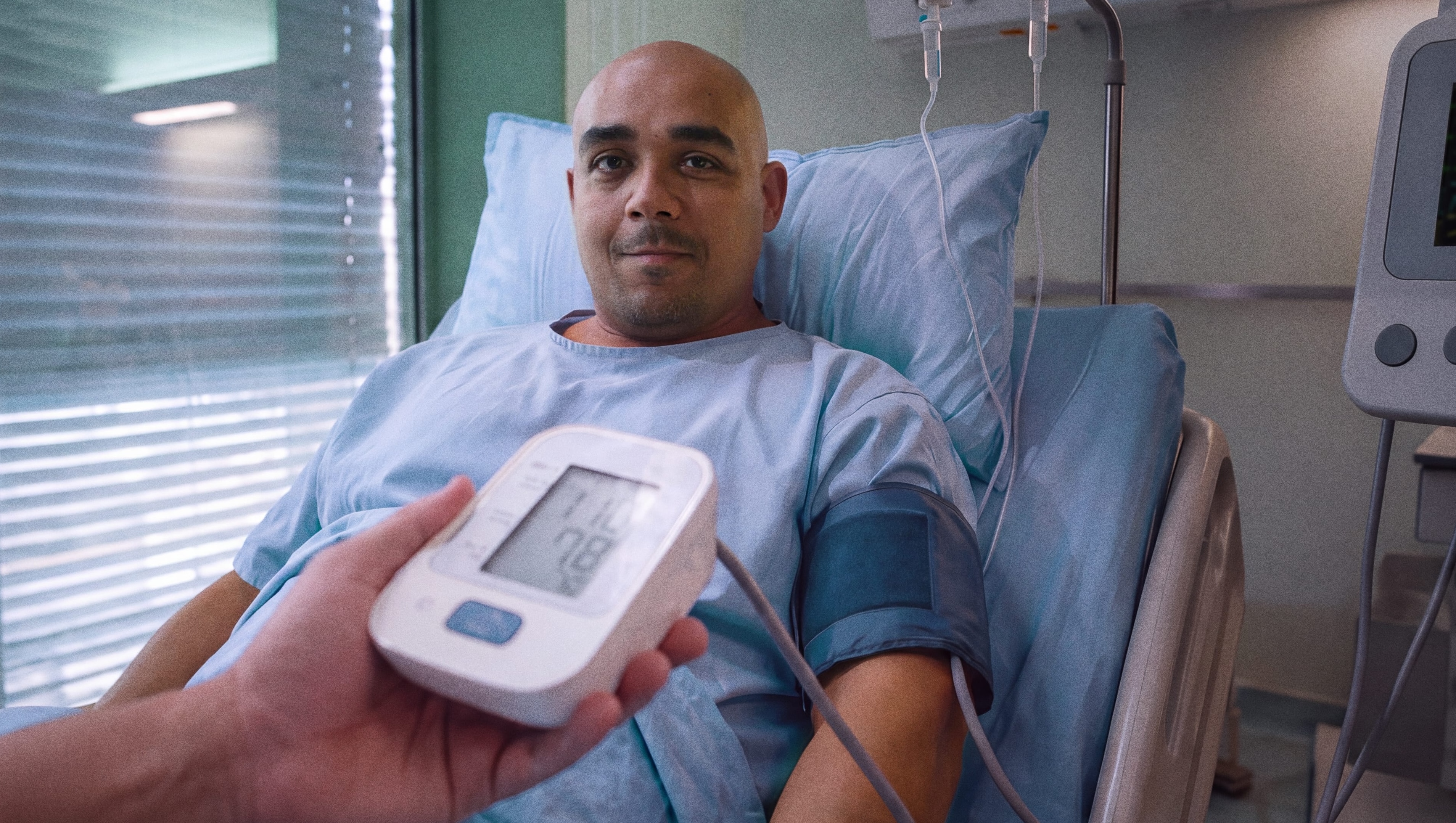 Patient recevant des soins par un professionnel de la santé